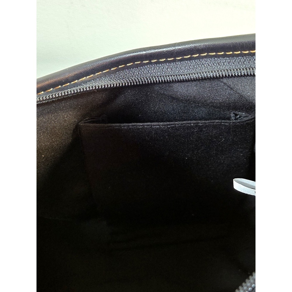 Relic Black Leather Purse w/ Laser Cutouts  Brown Stitching‎ Zipper Closure - Picture 9 of 15